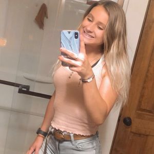 Meet your Posher, Lexi